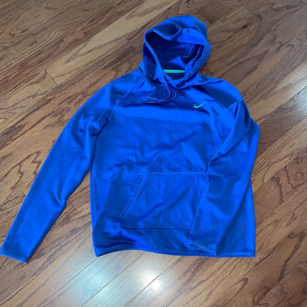 Nike dry fit hooded sweatshirt size medium